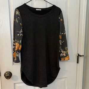 12 Pm By Mon Ami Charcoal Top with Floral Sleeves